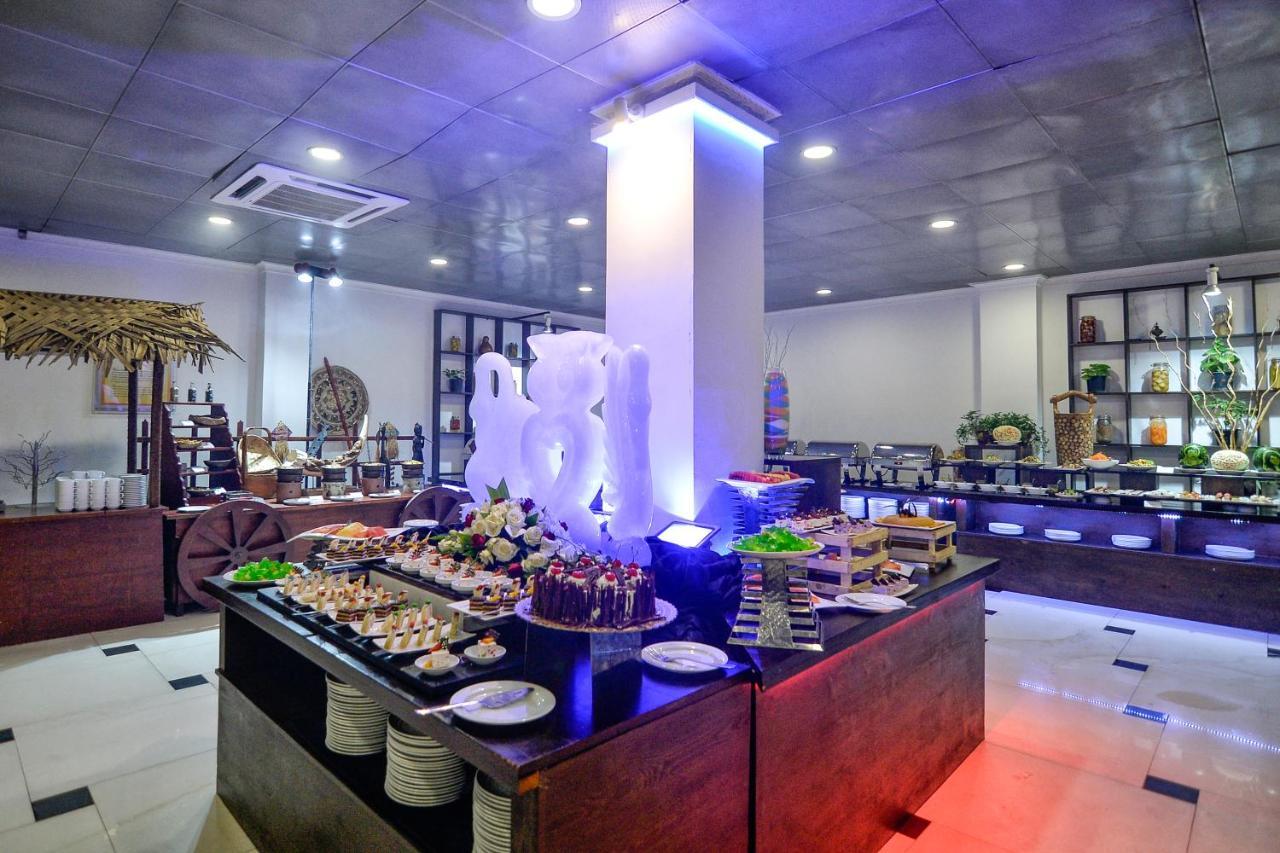รอยัล กัณเฏียน Hotel แคนดี้ ภายนอก รูปภาพ