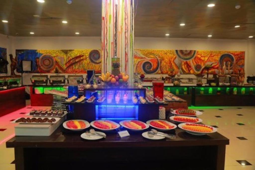 รอยัล กัณเฏียน Hotel แคนดี้ ภายนอก รูปภาพ