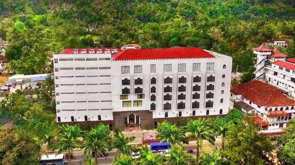 รอยัล กัณเฏียน Hotel แคนดี้ ภายนอก รูปภาพ