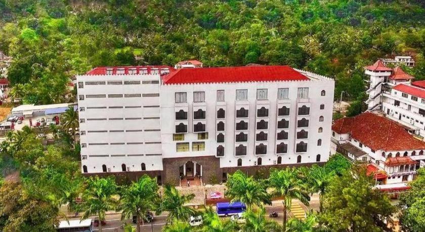รอยัล กัณเฏียน Hotel แคนดี้ ภายนอก รูปภาพ